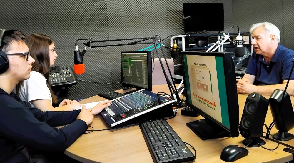 Školske novine u/o našoj školi