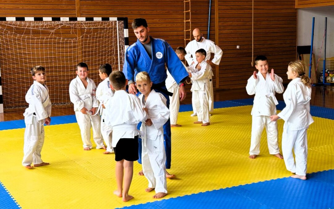 Projekt „Judo dolazi“ u OŠ Stjepana Radića krenuo s treninzima i u 2026./2027. školskoj godini